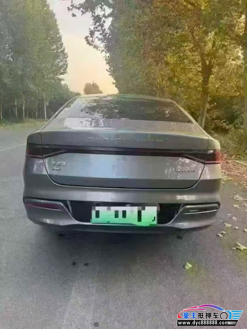 23年比亚迪秦轿车抵押车出售