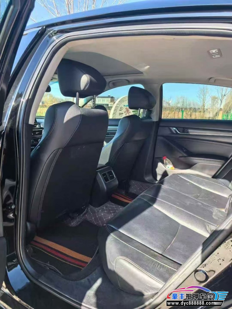 21年本田雅阁轿车抵押车出售