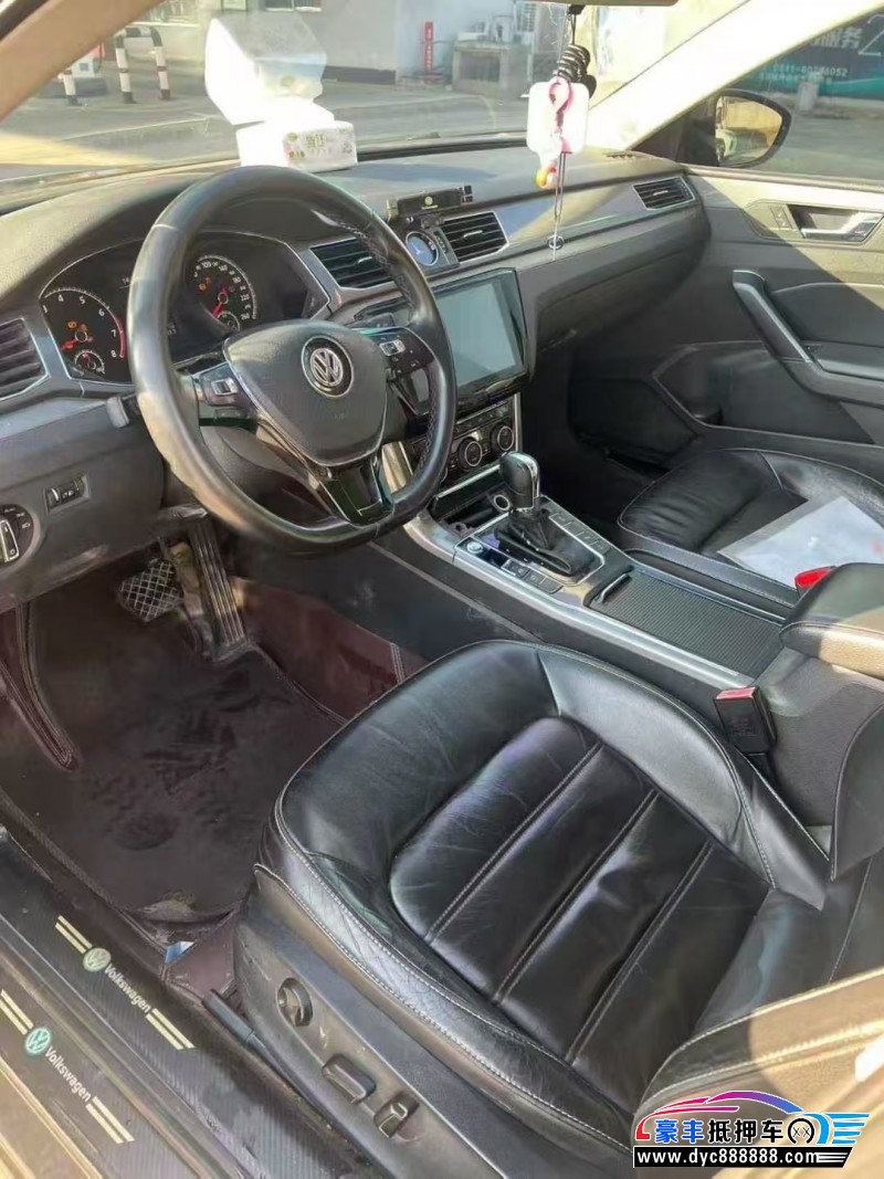 18年大众帕萨特轿车抵押车出售