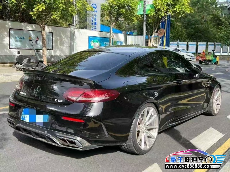 18年奔驰C轿车抵押车出售