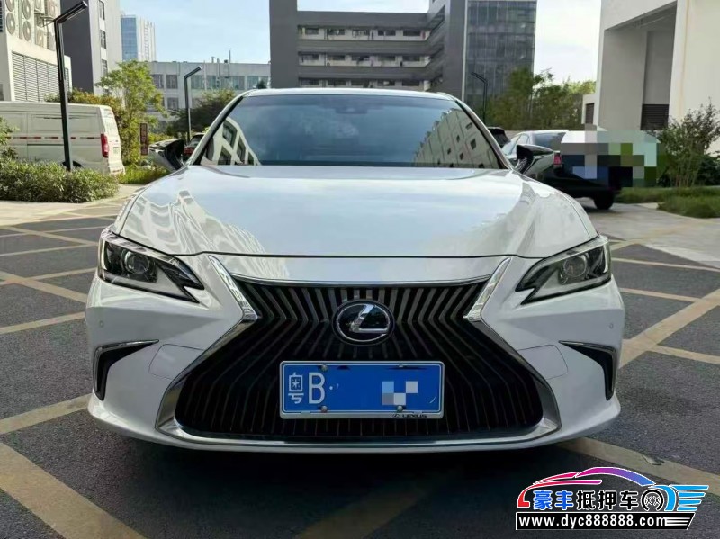 21年雷克萨斯ES轿车抵押车出售
