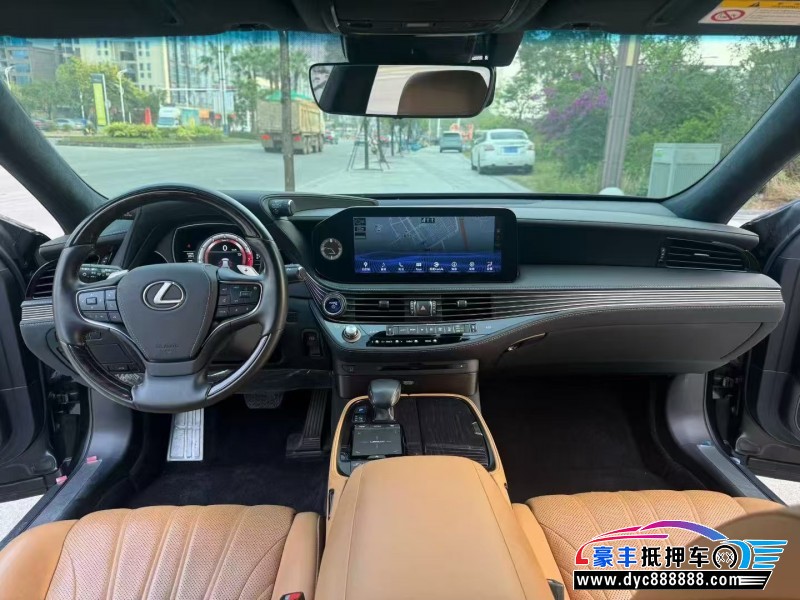 23年雷克萨斯LS轿车抵押车出售