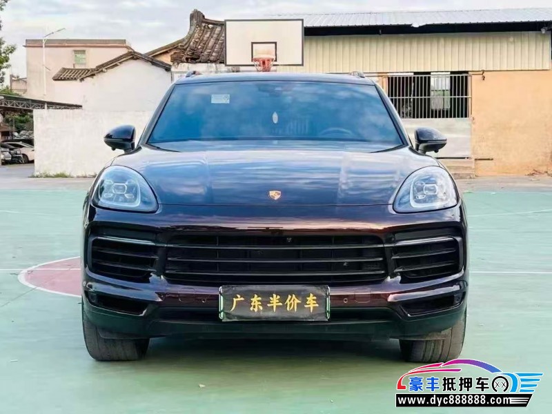 抵押车出售21年保时捷卡宴轿车