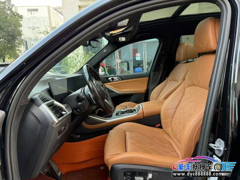 24年宝马X7轿车抵押车出售