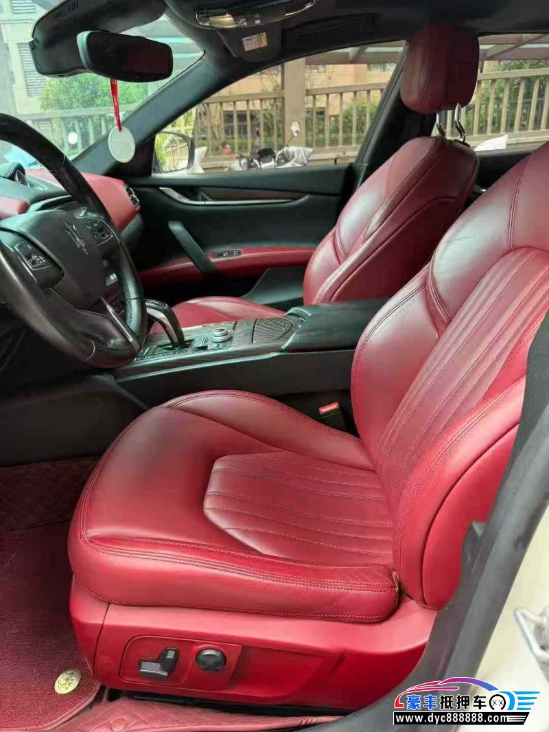 19年玛莎拉蒂Ghibli轿车抵押车出售