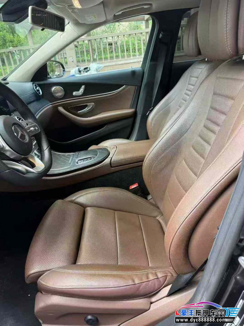 19年奔驰E轿车抵押车出售