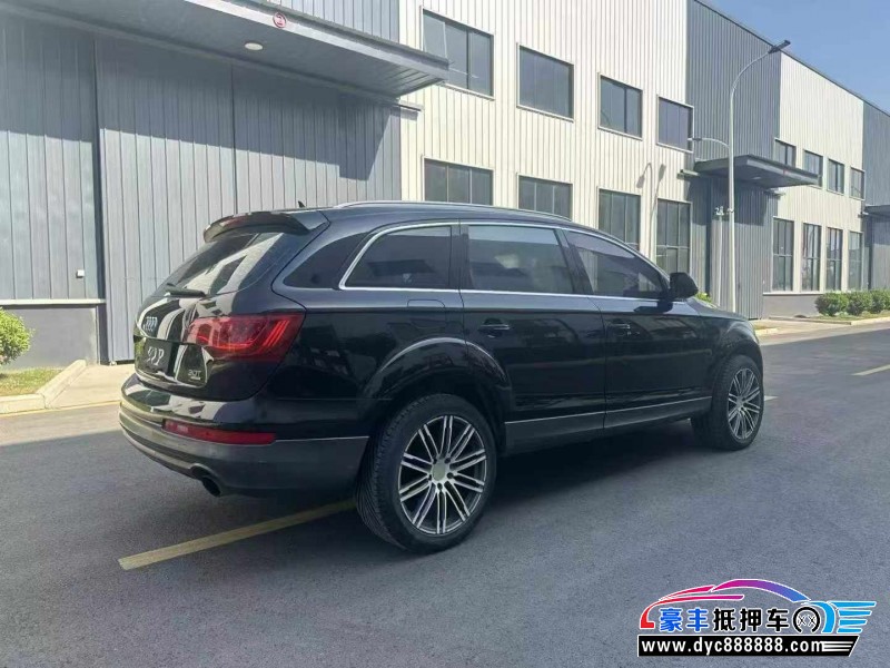 11年奥迪Q7轿车抵押车出售