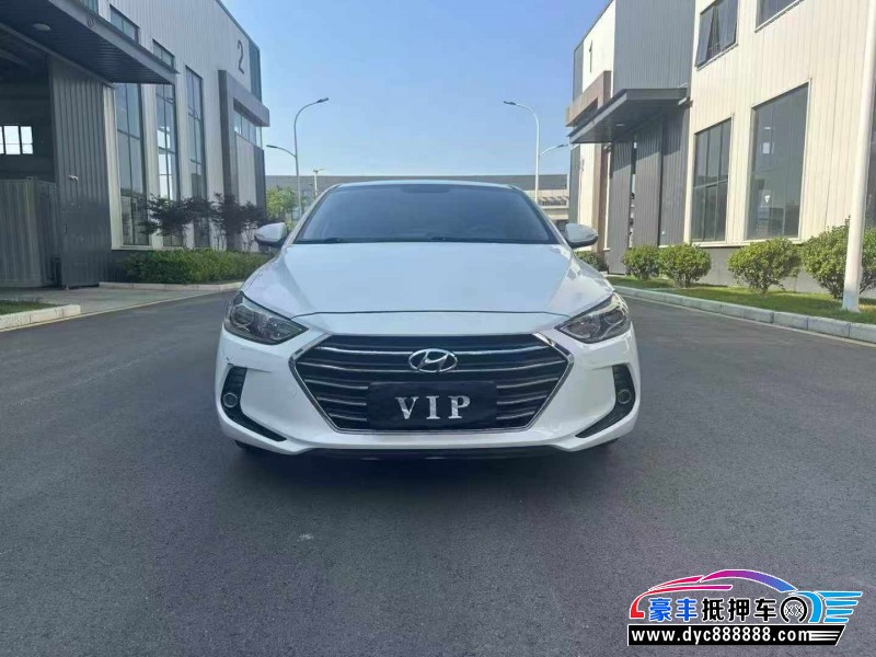 17年现代领动轿车抵押车出售