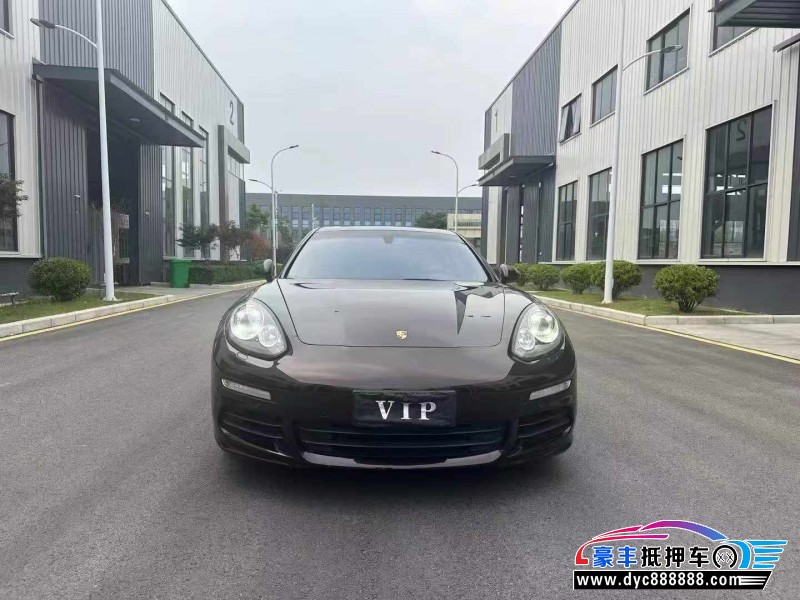 15年保时捷帕纳梅拉轿车抵押车出售