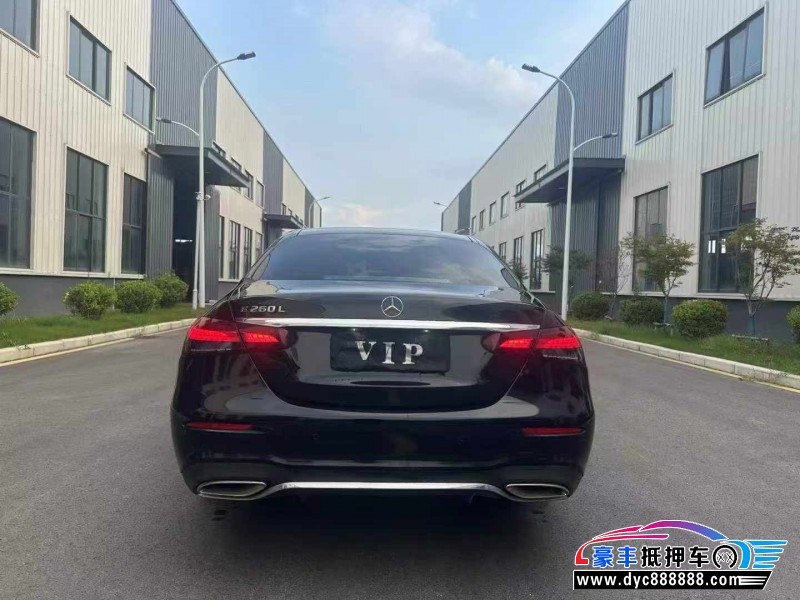 21年奔驰E轿车抵押车出售