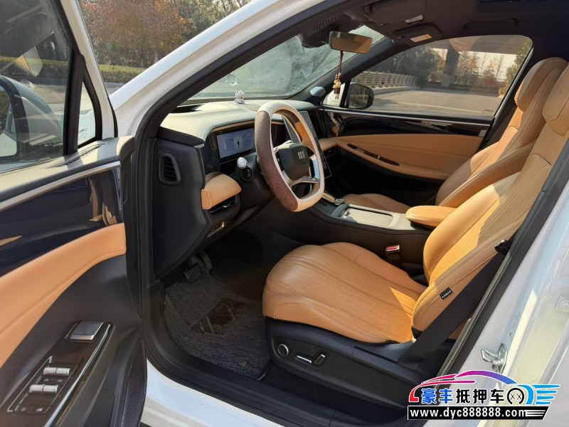 23年吉利银河L7轿车抵押车出售