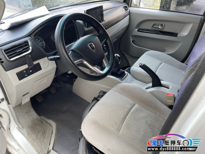 23年金杯海狮轿车抵押车出售