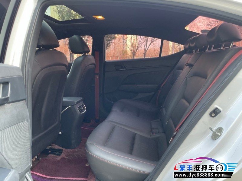 20年现代领动轿车抵押车出售