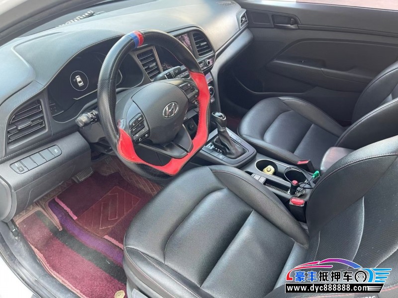 20年现代领动轿车抵押车出售