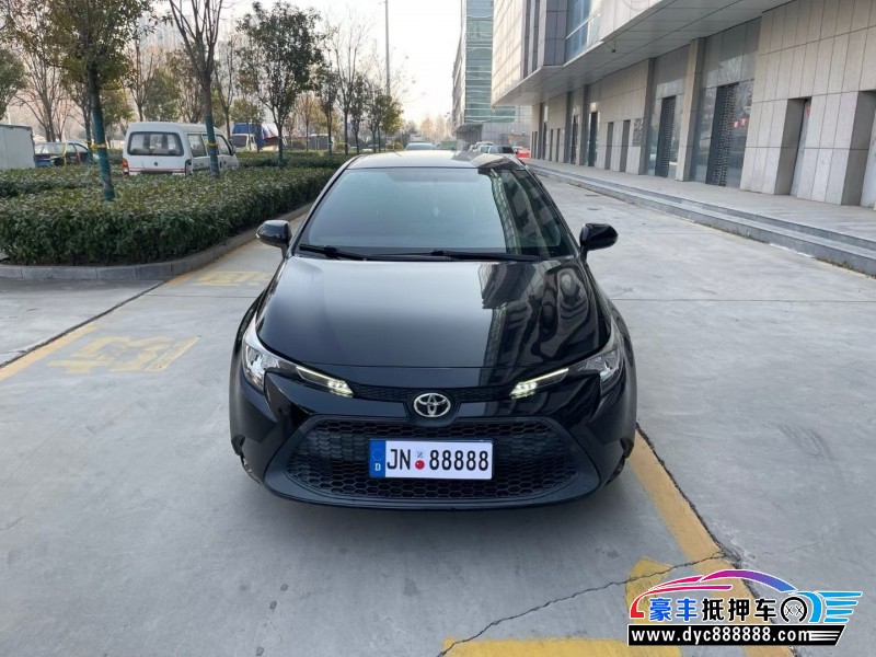 抵押车出售20年丰田雷凌轿车