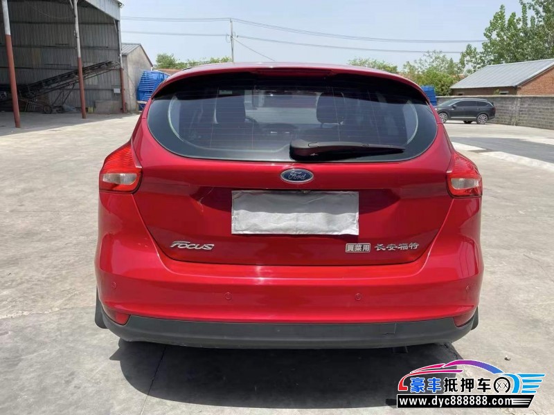 17年福特福克斯轿车抵押车出售