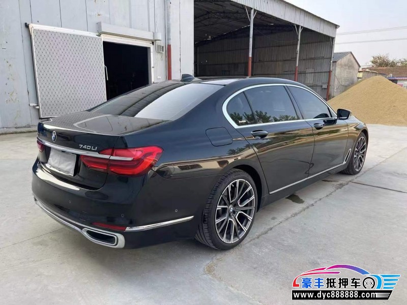 17年宝马7系轿车抵押车出售