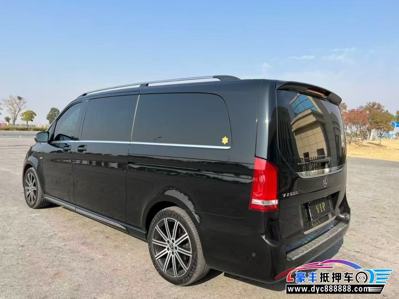 22年奔驰V轿车抵押车出售