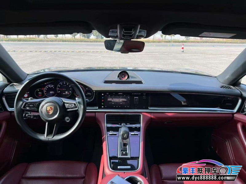 22年保时捷帕纳梅拉轿车抵押车出售