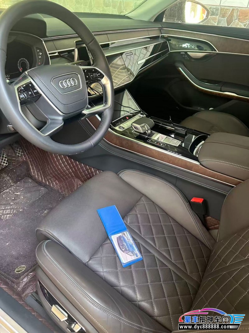 24年奥迪A8轿车抵押车出售