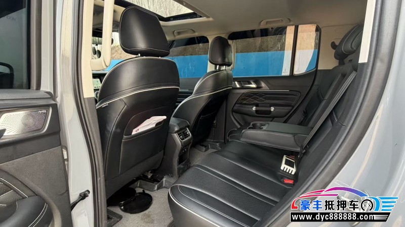 21年WEY坦克300轿车抵押车出售