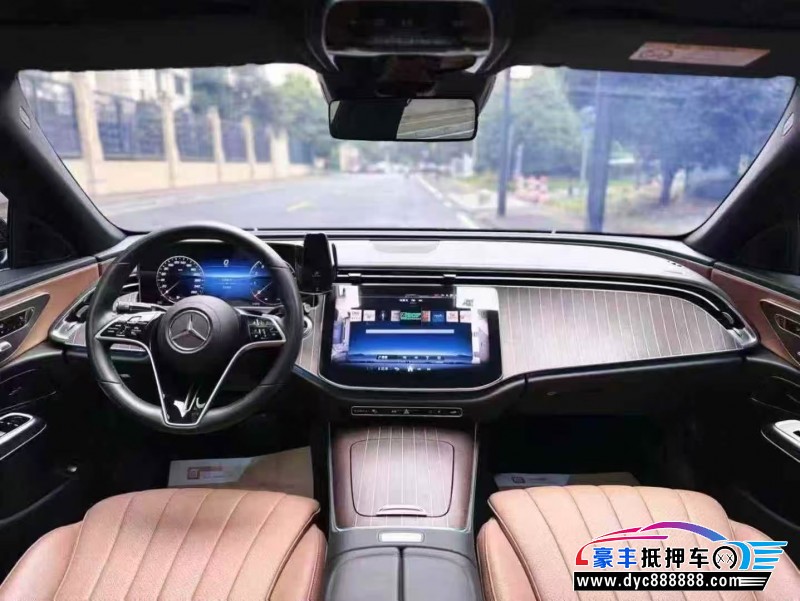 24年奔驰E轿车抵押车出售