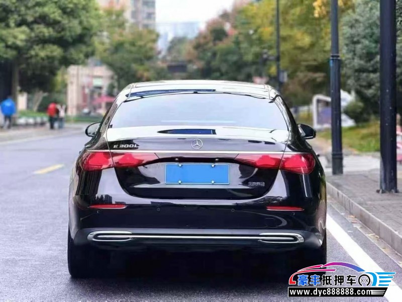 24年奔驰E轿车抵押车出售