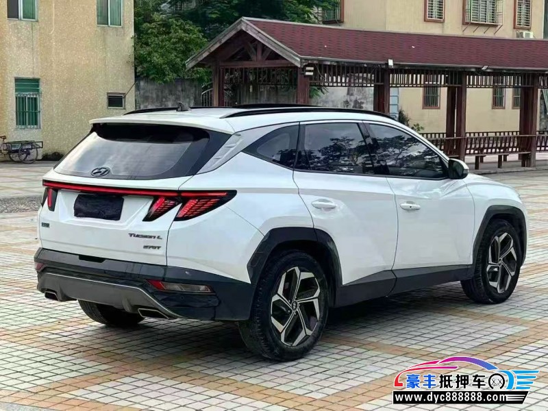 22年现代途胜轿车抵押车出售