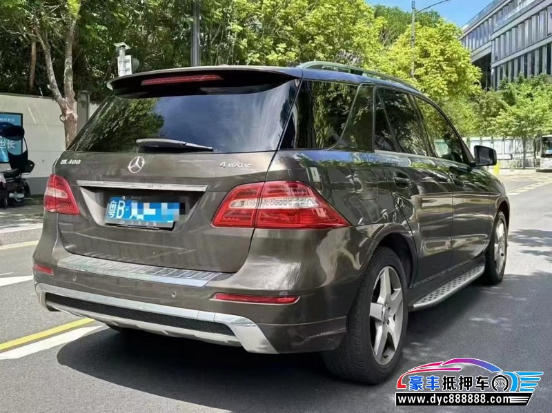 14年奔驰ML轿车抵押车出售