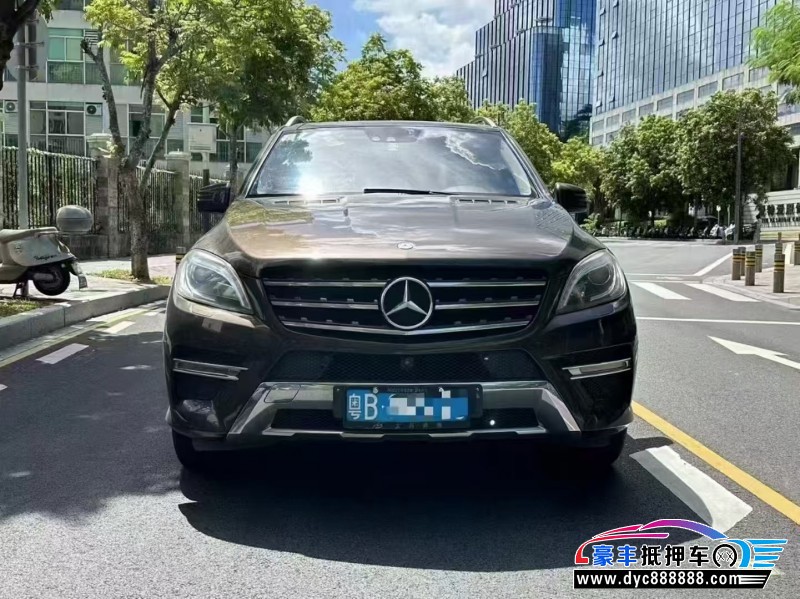 14年奔驰ML轿车抵押车出售