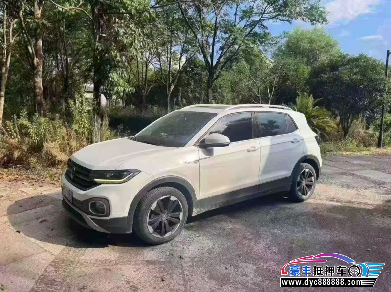 21年大众探影轿车抵押车出售