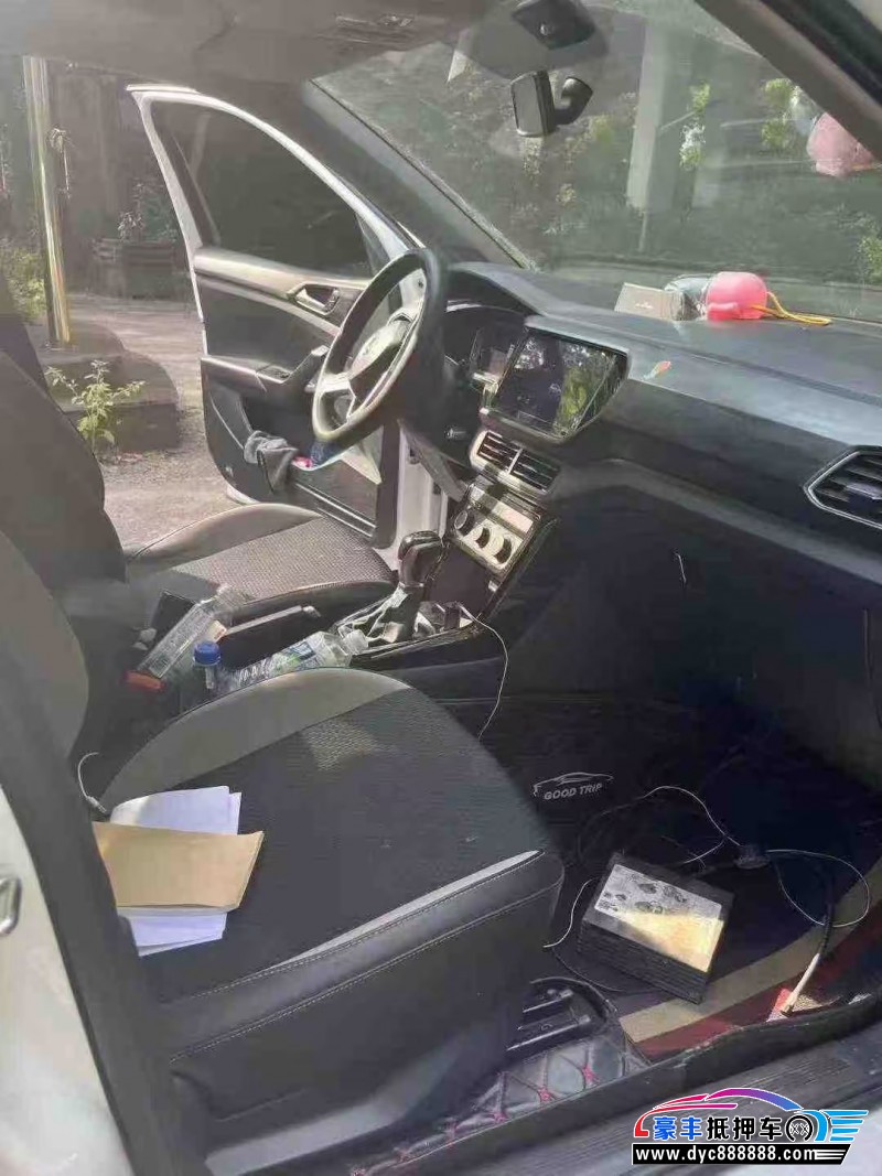 21年大众探影轿车抵押车出售