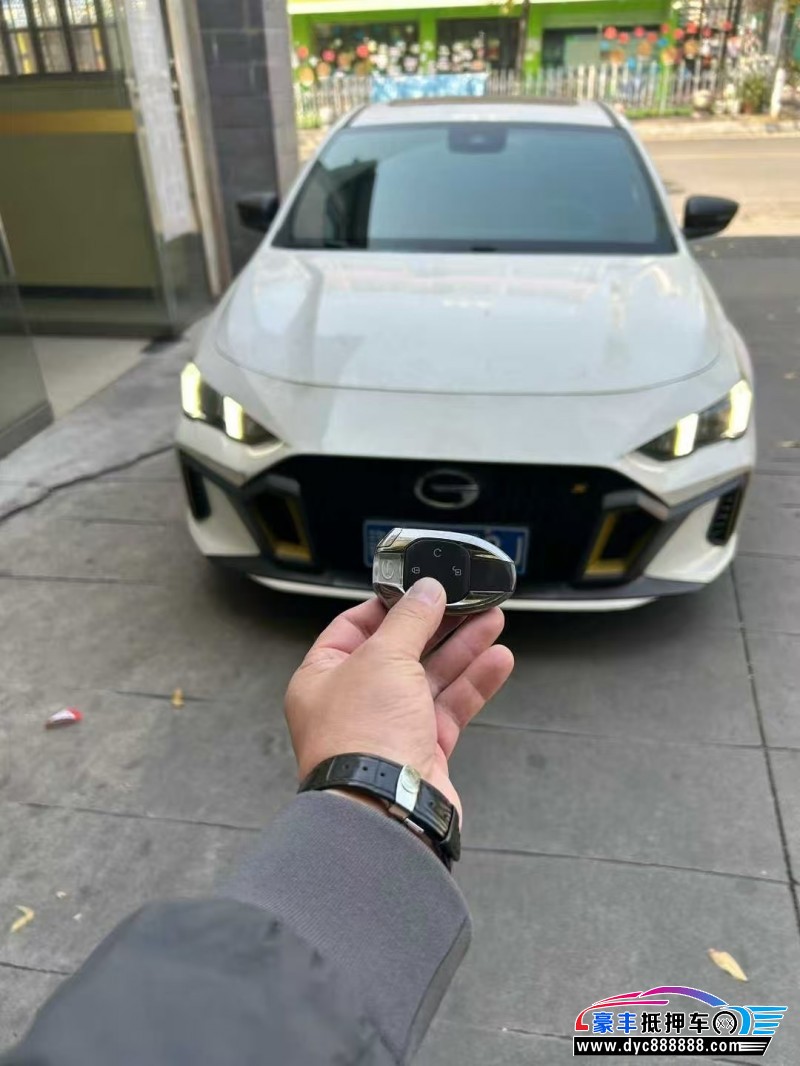 23年传祺影豹轿车抵押车出售