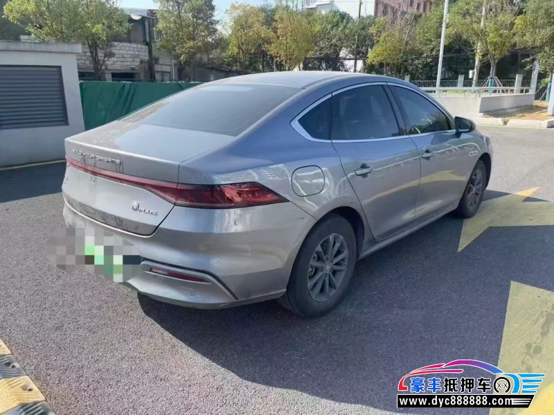 24年比亚迪秦轿车抵押车出售