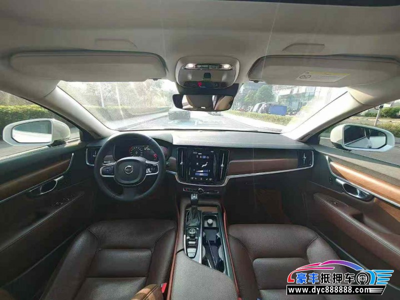 19年沃尔沃S90轿车抵押车出售