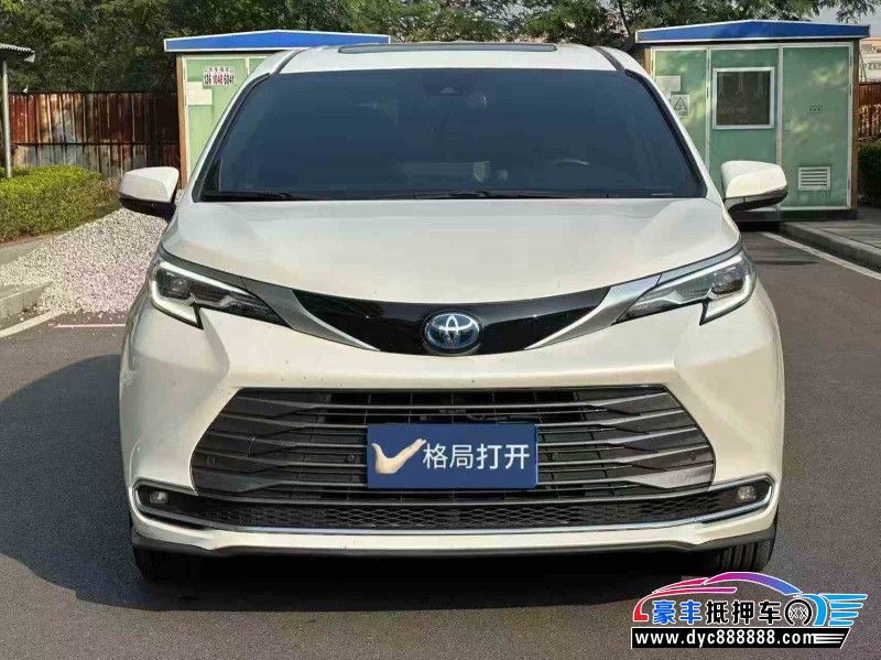 22年丰田塞纳轿车抵押车出售