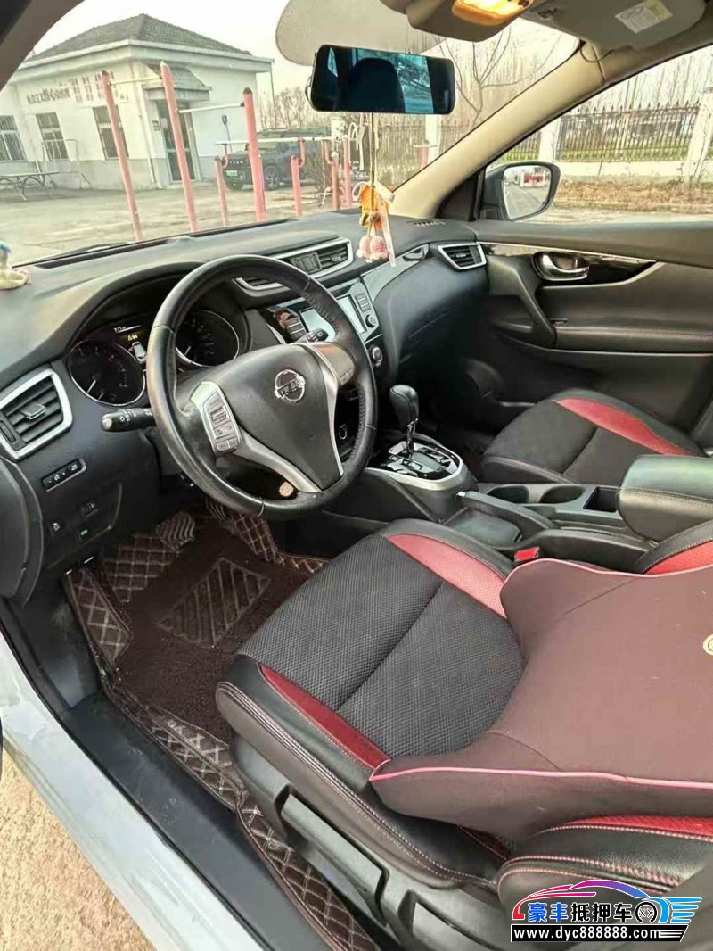 19年日产逍客轿车抵押车出售