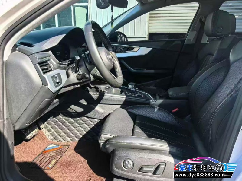 20年奥迪A4L轿车抵押车出售