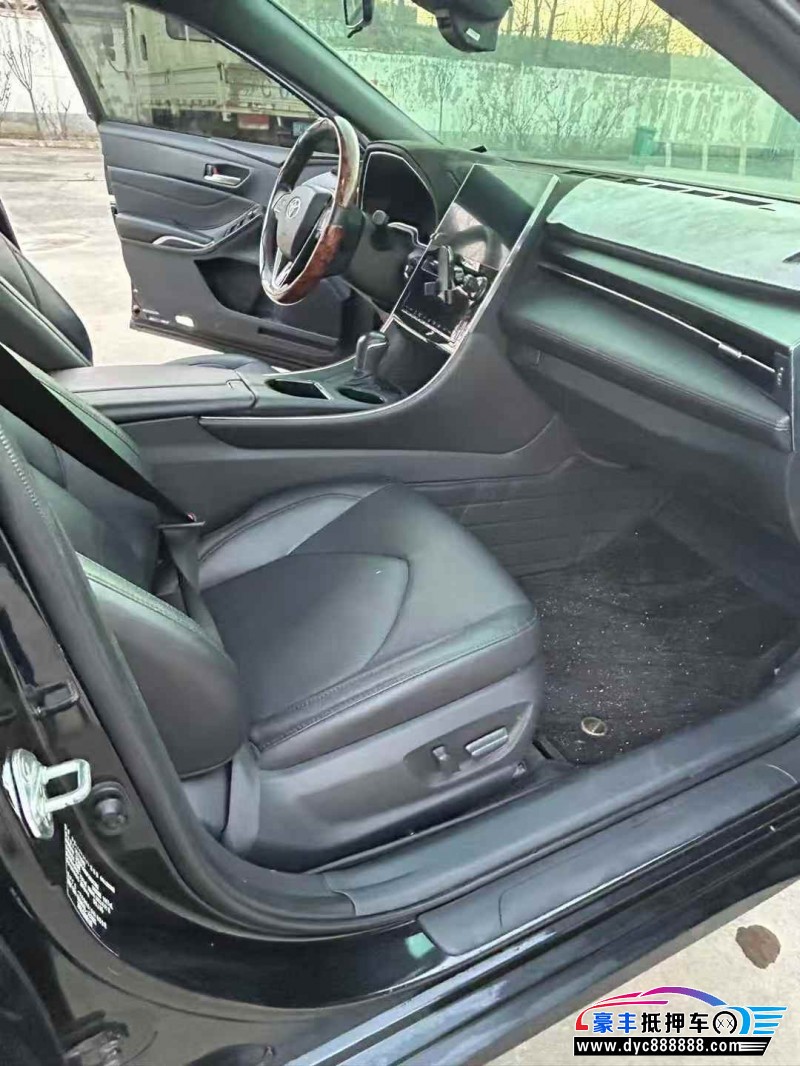 23年丰田亚洲龙轿车抵押车出售