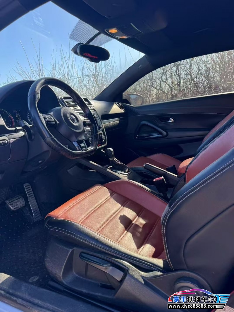 14年大众尚酷轿车抵押车出售