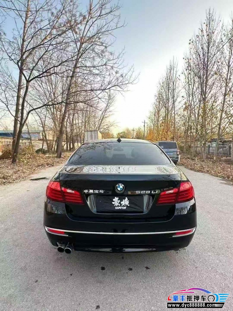 17年宝马5系轿车抵押车出售