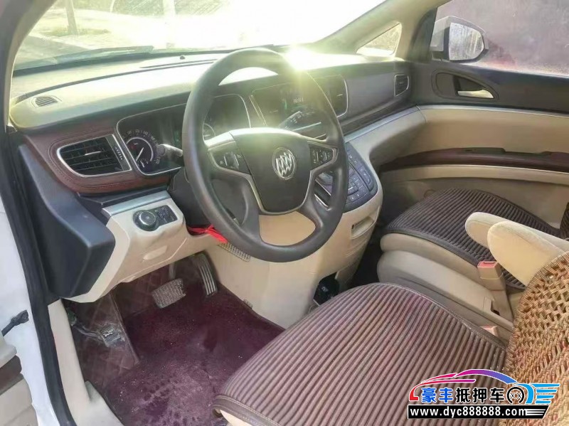 19年别克GL8轿车抵押车出售