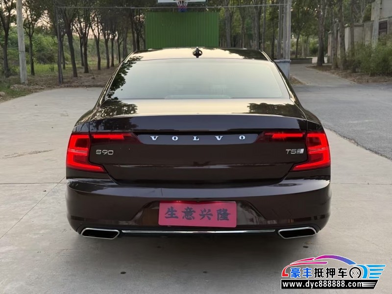 20年沃尔沃S90轿车抵押车出售
