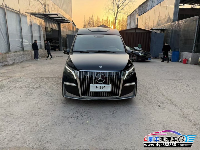 24年奔驰V轿车抵押车出售