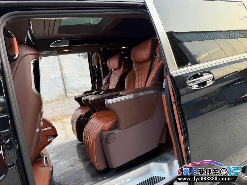 24年奔驰V轿车抵押车出售