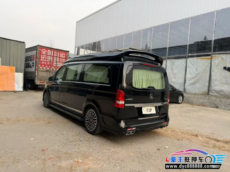 19年奔驰威霆轿车抵押车出售