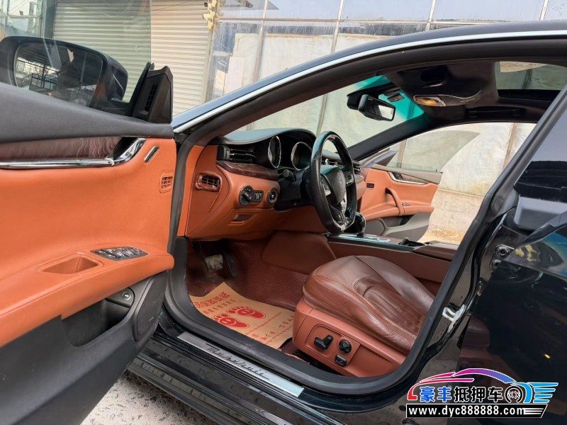 14年玛莎拉蒂总裁轿车抵押车出售