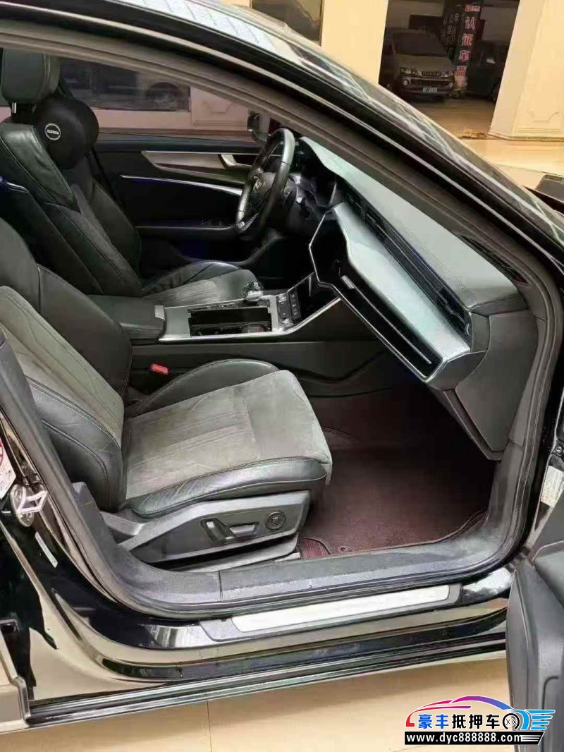 19年奥迪A6L轿车抵押车出售