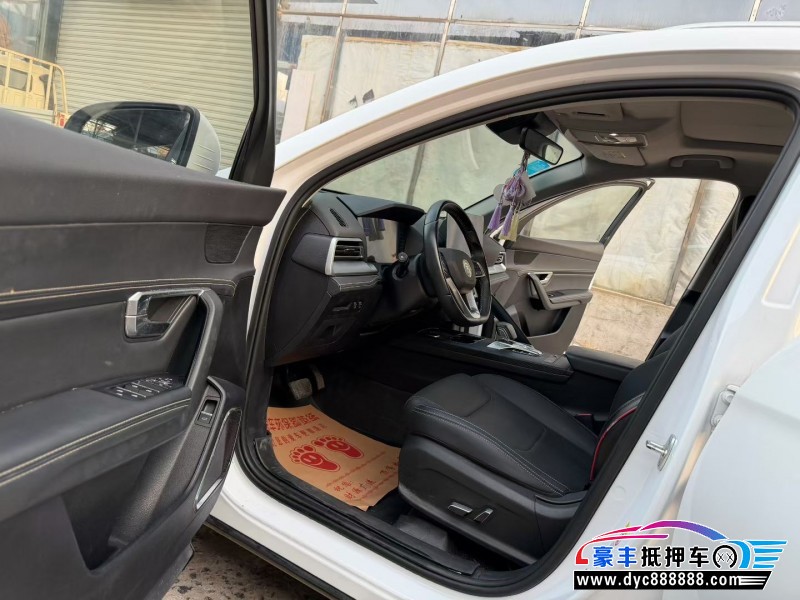 20年比亚迪宋轿车抵押车出售