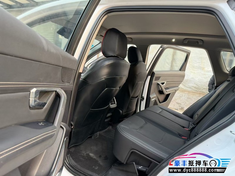 20年比亚迪宋轿车抵押车出售